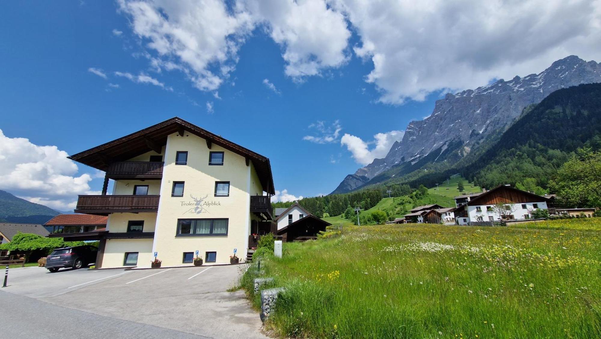 Tiroler Alpblick Appartements Ehrwald Esterno foto