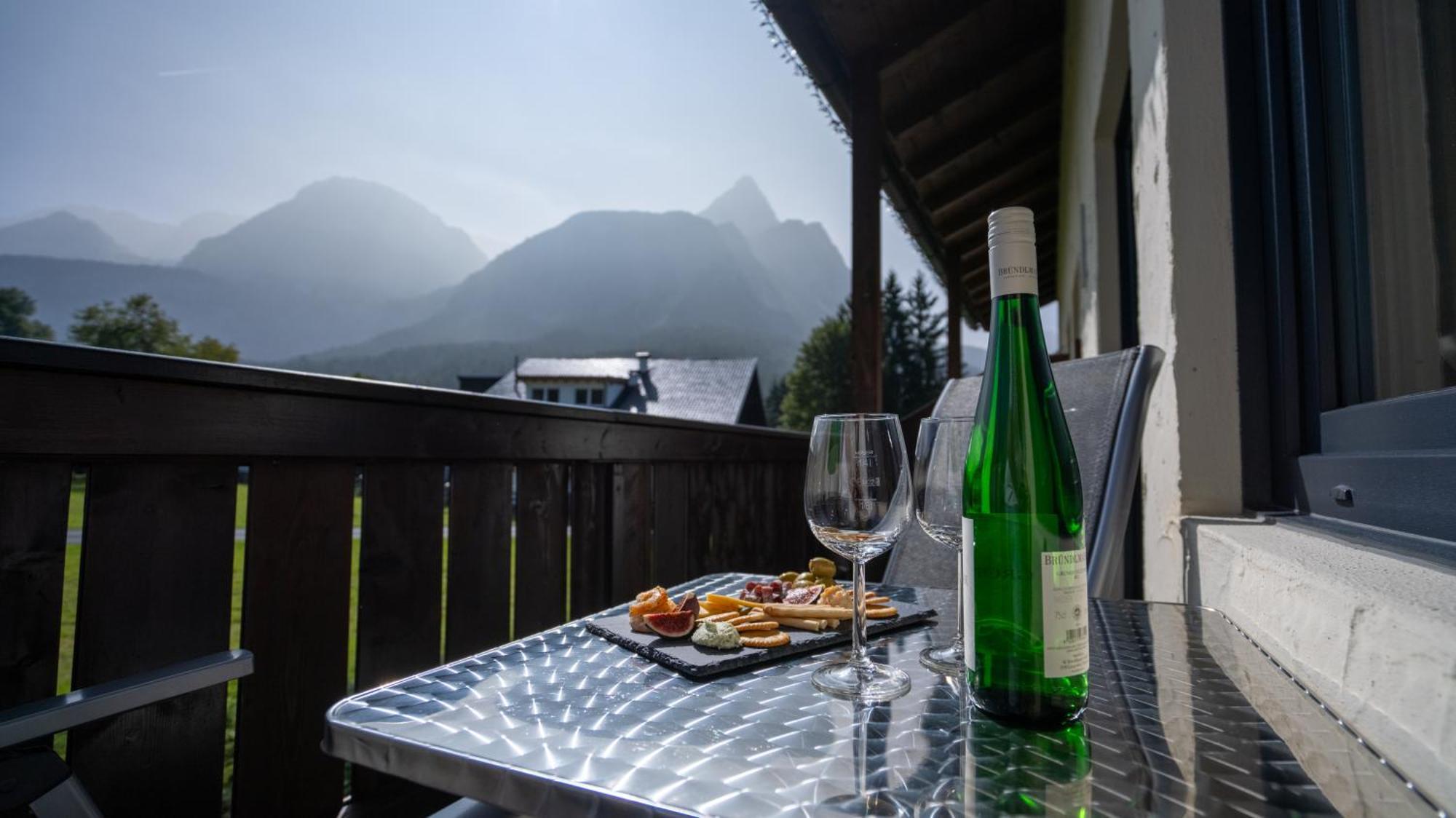 Tiroler Alpblick Appartements Ehrwald Esterno foto