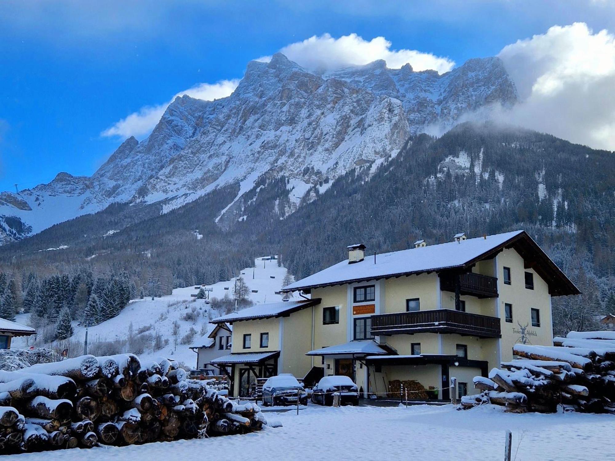 Tiroler Alpblick Appartements Ehrwald Esterno foto